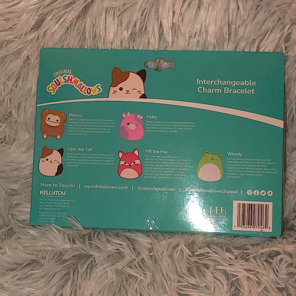 New - SQUISHMALLOWS™ Interchangeable Charm Bracelet - Picture 2 of 5